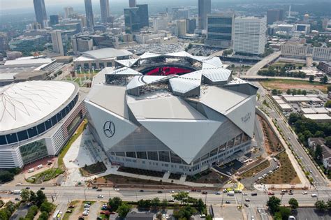 Video Showcases Pinwheel Roof of Atlanta's New Mercedes-Benz Stadium ...