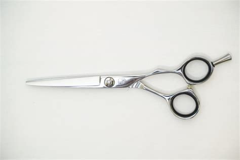 6CR 5.5in Hair Cutting Shear - Blacksmith Blades