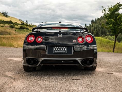 Pre-Owned 2016 Nissan GT-R Black Edition Coupe in Kelowna #ACO-1305J* | August Luxury Motorcars