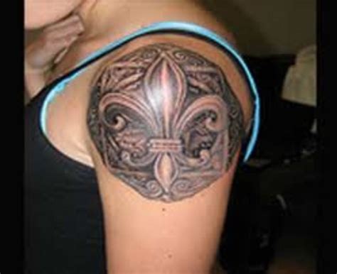 Fleur-De-Lis Tattoo Designs and Meanings (With Pictures) | TatRing