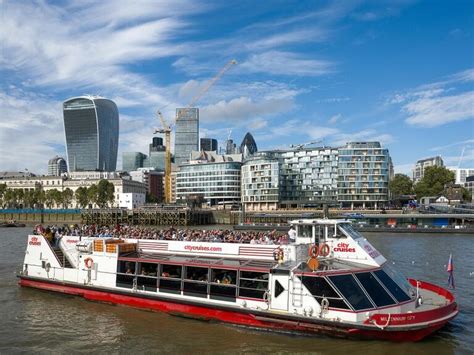 What is the Thames River Boat Cruise? | The London Pass®