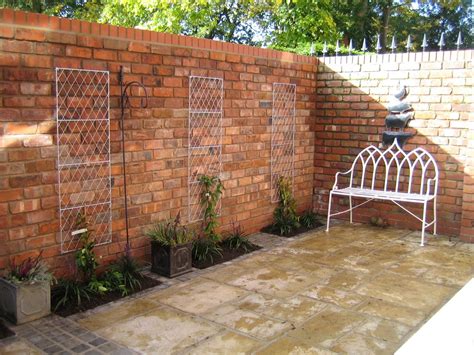 10 Garden Brick Wall Design Ideas, Incredible and Stunning | Small ...