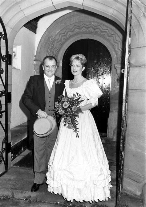 Denise Welch looks unrecognisable in unearthed photos of wedding day to Tim Healy - Hot ...