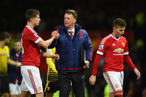 Manchester United News: Louis Van Gaal 'Set To Stay' Until End of Contract - Newsweek