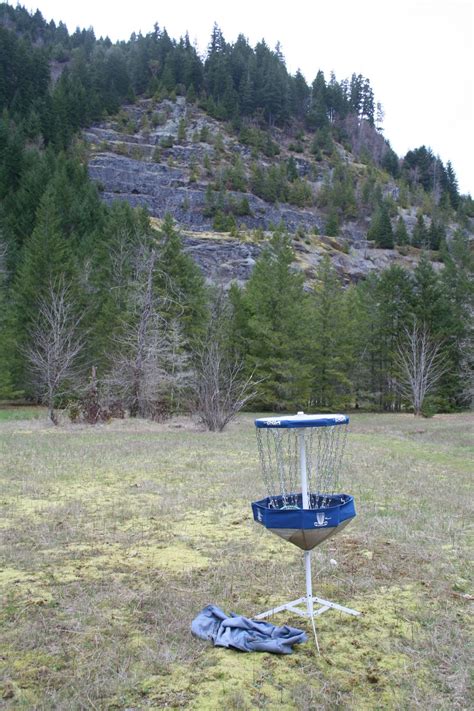 A Beginner's Adventures in Frisbee Golf - A Mountain Hearth