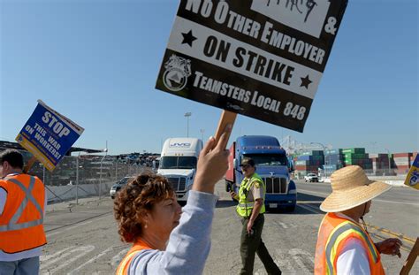 Truckers On Strike 2024 Calendar - Frank Jillene