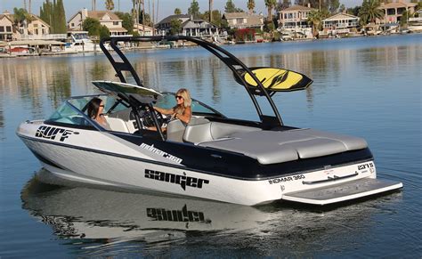 Sanger V237 S - Wakesurf Wakeboard Boats - Sanger Boats