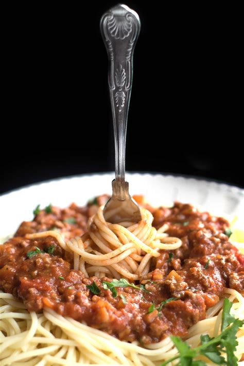 Easy Spaghetti Bolognese Recipe — Dishmaps