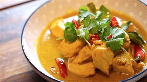 Today's food spotlight is Masak Lemak Cili Api, a Minangkabau dish from Negeri Sembilan : r/malaysia