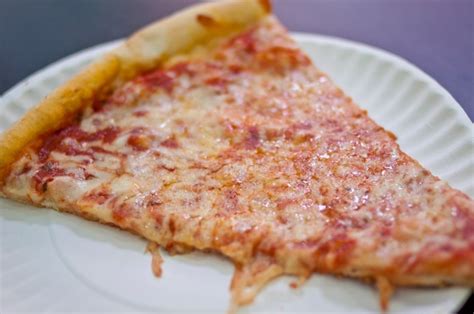 New York PIZZA: New York Dollar Pizza PIZZA JOINTS