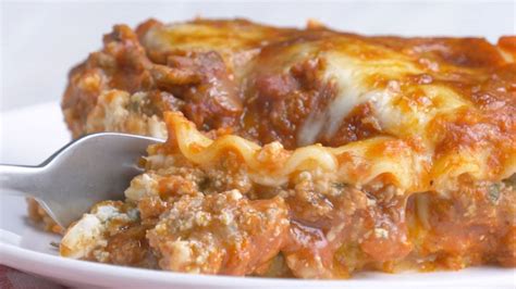 Video Homemade Lasagna from Taste of Home is the best way to indulge with family - ABC News