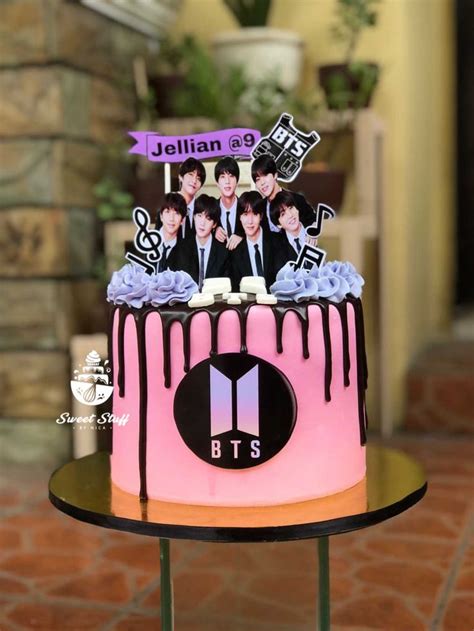 Bts Cake Design 2021 - Classic Birthday Cake