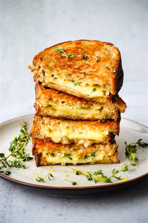 The BEST Gourmet Grilled Cheese Sandwich - Walder Wellness, Dietitian