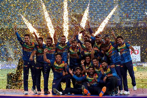 Sri Lanka's victorious Cricket, Netball teams and Commonwealth medal winners felicitated - Sri Lanka