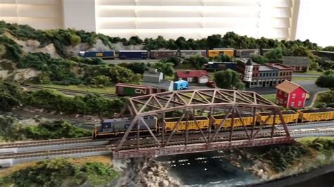 Z SCALE MODEL TRAIN LAYOUT - YouTube