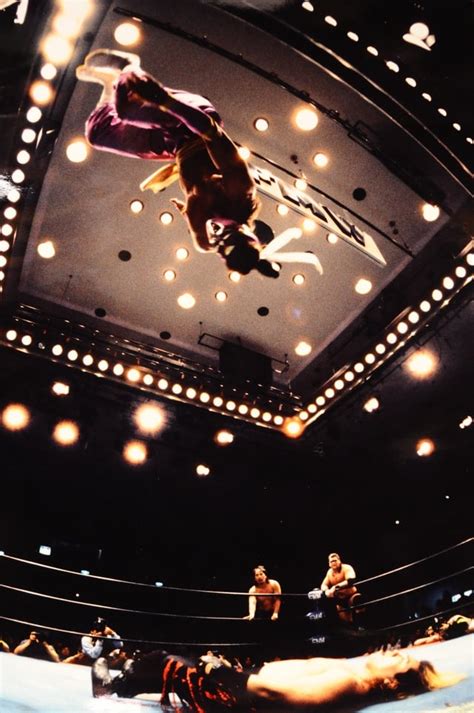 Hayabusa mid-flight in FMW : r/SquaredCircle