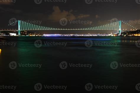 Bosphorus Bridge in Istanbul 11150263 Stock Photo at Vecteezy