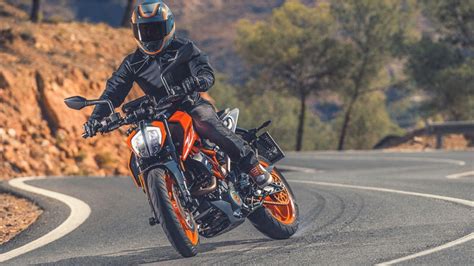 KTM Duke 390 Wallpapers | BadAssHelmetStore