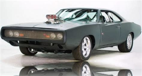 SPORTS CARS: 70 Dodge charger