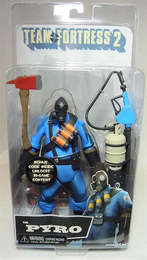 NECA Team Fortress Series 1 "Pyro" (Blue Version) 7" Deluxe Action Figure, Figures - Amazon Canada