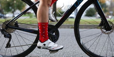 Clipless Pedals | How to Ride with Clipless Pedals