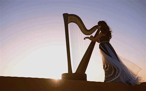 Discover healing harp music with Lidia Stankulova