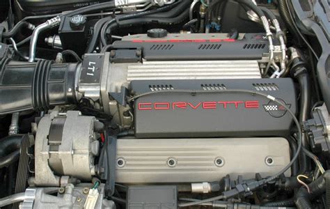 1992 Corvette C4: LT1 Motor is Available