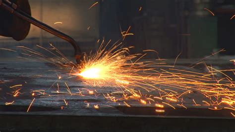 Welding Sparks Stock Video Footage - 4K and HD Video Clips | Shutterstock