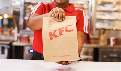 How Many Pieces of Chicken in a KFC Bucket? The Ultimate Guide. - My Heart Lives Here