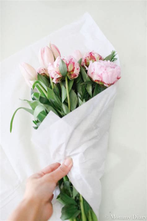 How To Make A Peony + Tulip Bouquet | Mommy Diary