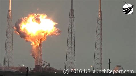 Explosion Shakes Cape Canaveral As Falcon 9 Rocket Explodes on Launch Pad | eTeknix