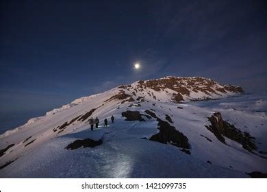 1,136 Kilimanjaro sunrise Images, Stock Photos & Vectors | Shutterstock