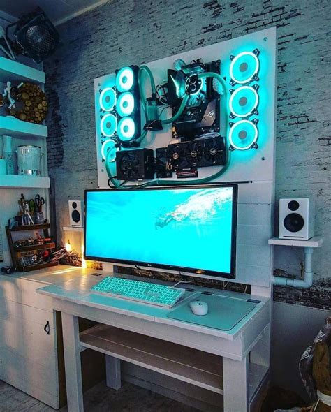 PC gaming and setups on Instagram: “Would you do a wall mounted pc build? #pcbuild #pcrig # ...