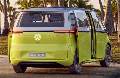 The all-electric and autonomous Volkswagen ID BUZZ minivan | Electric Hunter