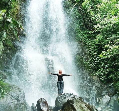 √ Pesona Curug Cilember Cisarua Bogor | Wisatalova