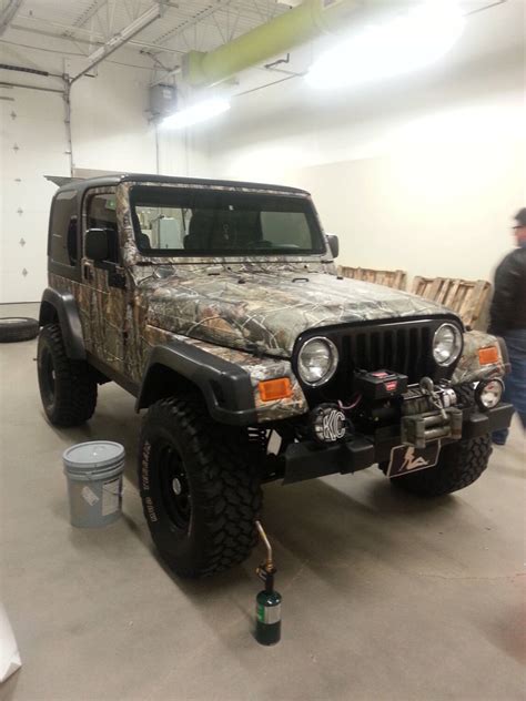 Jeep Wrangler Camo Wrap - Starocket Media