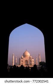 Taj Mahal Entrance Gate Other Buildings Stock Photo 772302541 | Shutterstock