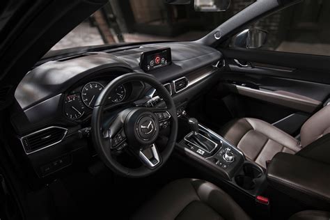 2019-mazda-cx5-signature-interior_o - Hickory Mazda