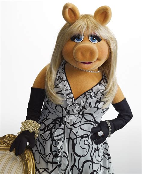 Miss-piggy---the-muppets