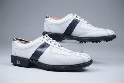 FOOTJOY ICON GOLF SHOES CLEATS, WHITE/BLACK, US MENS 8.5 ~ 52070 ...