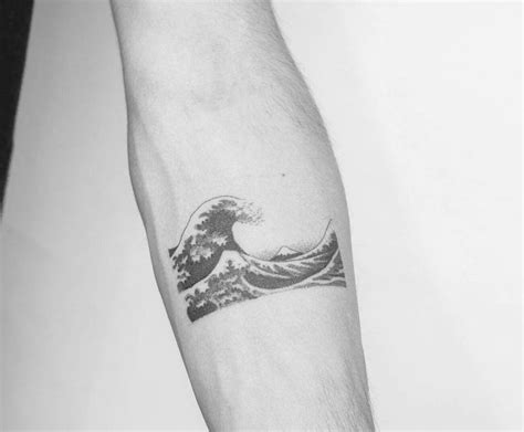 The great wave tattoo - Tattoogrid.net