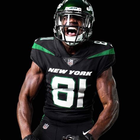 New Uniforms a hit With Jets Faithful