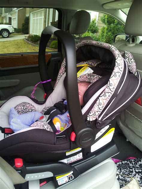 Review: Graco Snugride Click Connect 40 Infant Car Seat | Baby car seats, Baby strollers, Stroller