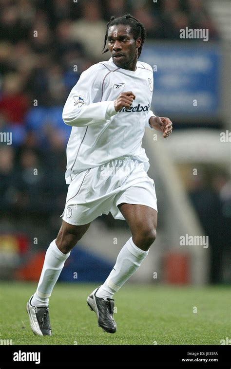 JAY JAY OKOCHA BOLTON WANDERERS FC REEBOK STADIUM BOLTON ENGLAND 08 November 2003 Stock Photo ...