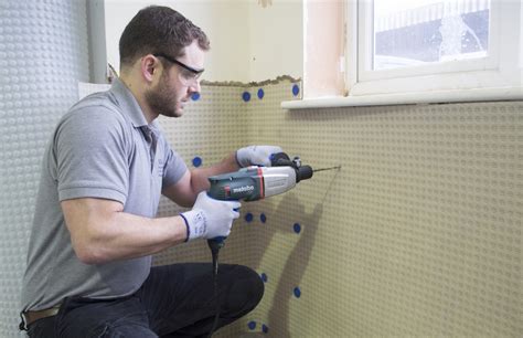 Damp Proofing Walls - A Comprehensive How To Guide