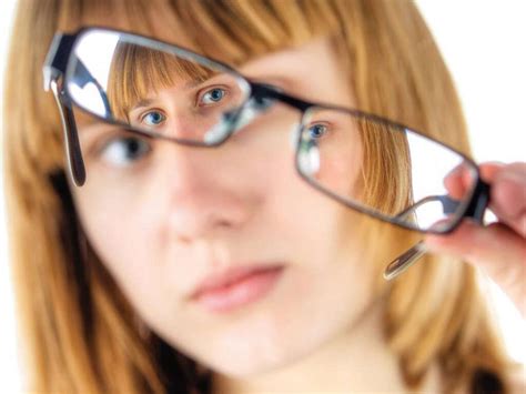 Eye Diseases: 10 Common Eye Diseases