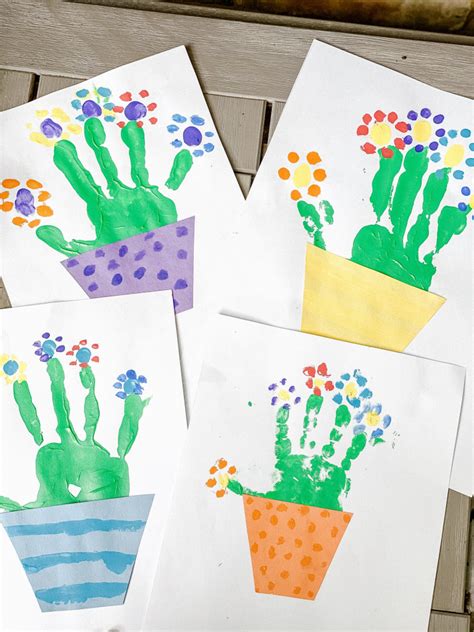 Easy Mother's Day Handprint Craft