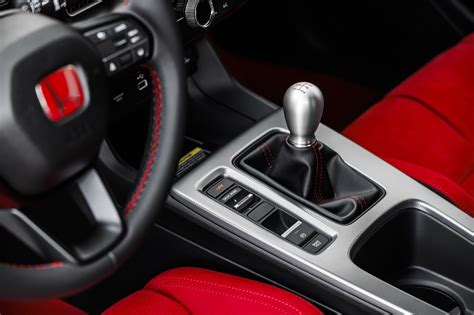 2023 Honda Civic Type R Interior Features an Immersive Cockpit Experience