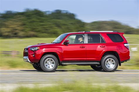 2014 Toyota 4Runner Revealed - autoevolution