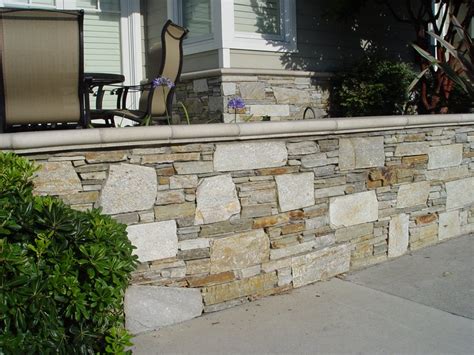 How To Build A Retaining Wall With Stone Veneer